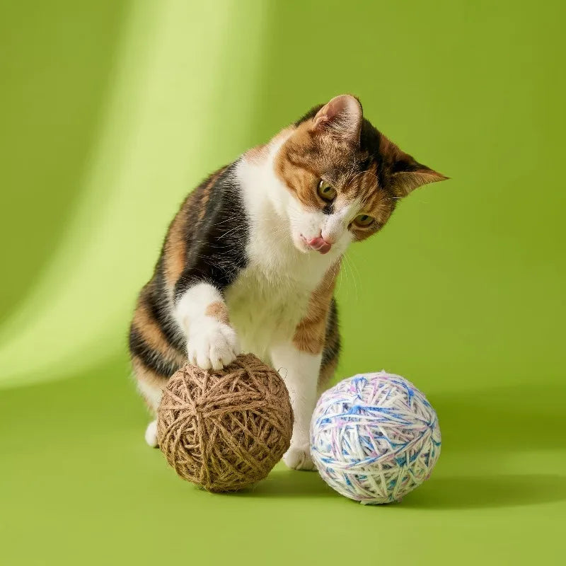 Yarn Ball Cat Toys With Rattle Sounds For Engaging Playtime